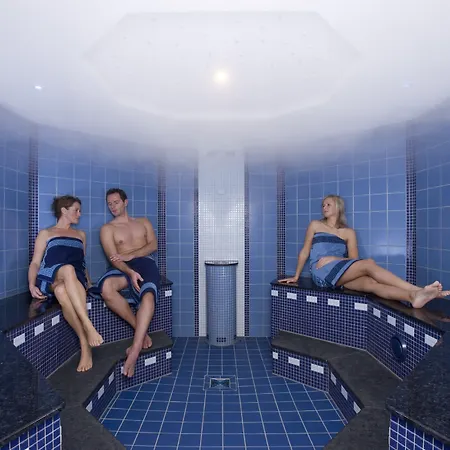 H+ Limes Thermen فندق آلين
