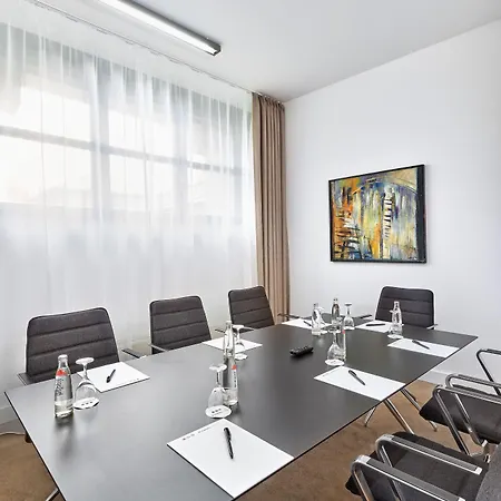 Отель H+ Limes Thermen Ален