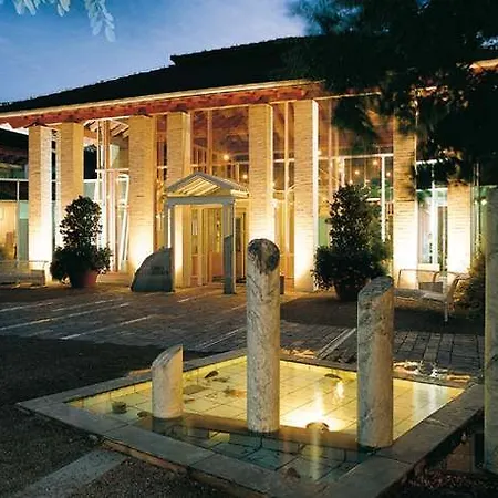 Отель H+ Limes Thermen Ален