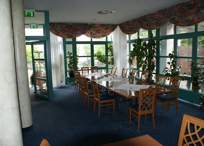 H+ Limes Thermen מלון