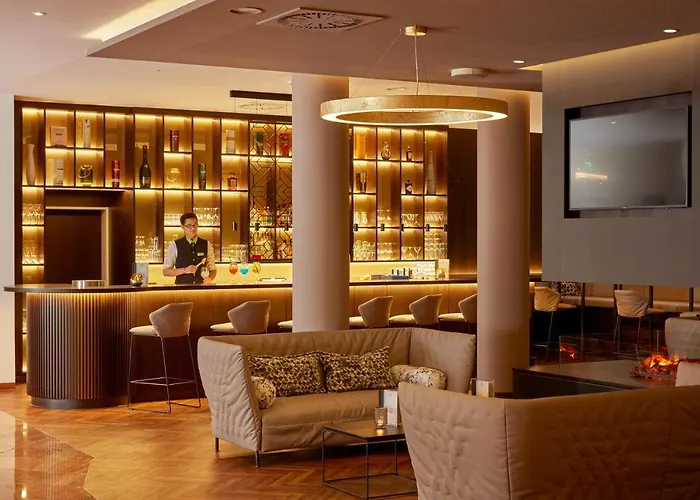 מלון H+ Limes Thermen אאלן